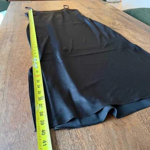 Express NWT Black Satin Adjustable Strap Midi Slip Dress Size S - Picture 5 of 8